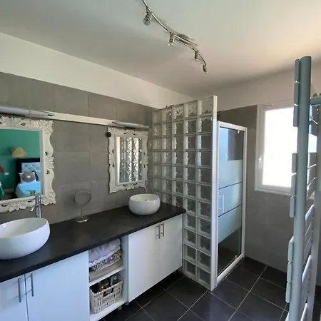 Vila De Luxe Avec Piscine Lagord
