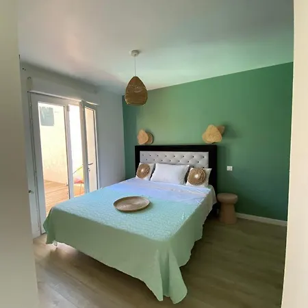 Vila De Luxe Avec Piscine *